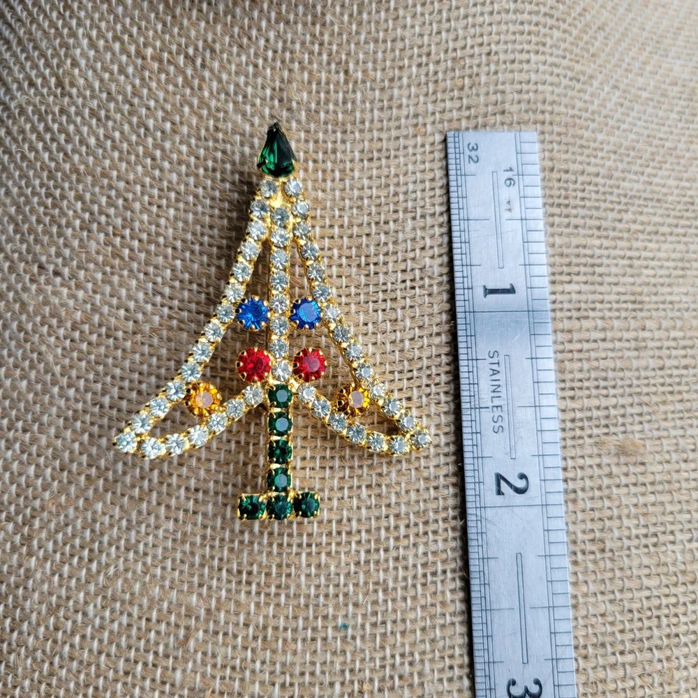 Vintage‎ 70s Christmas Tree Brooch Colorful Rhinestones Mod MCM Giftable